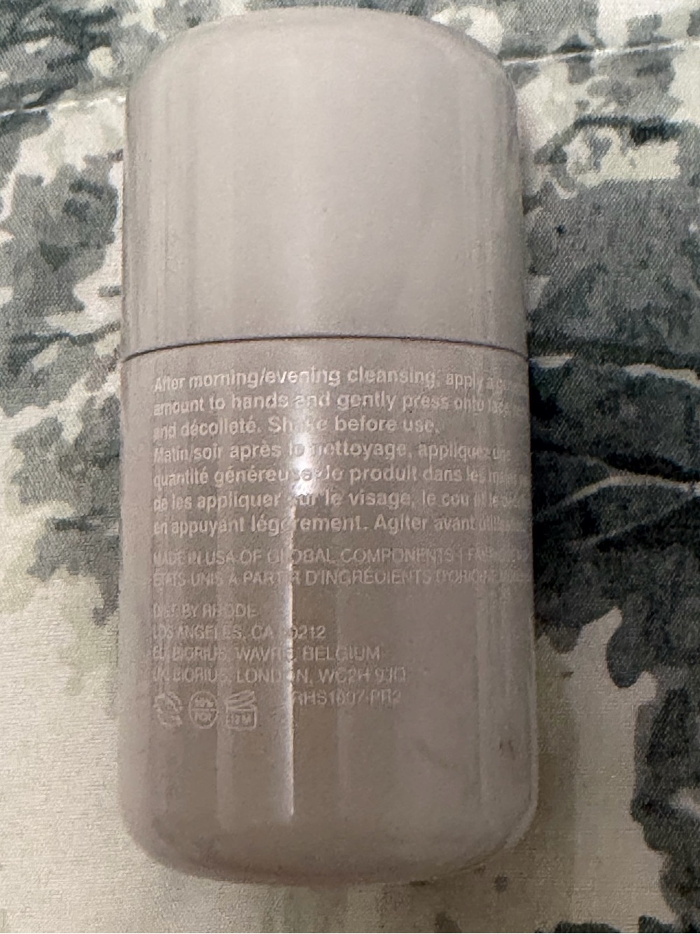 Rhode Glazing Milk Ceramide Facial Essence Mini 2.2 oz / 65 mL - Picture 2 of 5